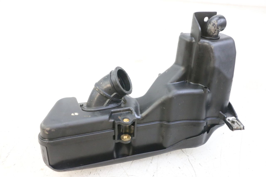 photo de OBUDOWA FILTRA POWIETRZA PIAGGIO FLY 2T 50 (2004 - 2017) - Inny kąt widzenia