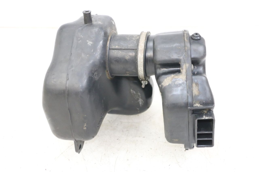 photo de OBUDOWA FILTRA POWIETRZA HYOSUNG GF 125 (2001 - 2005) - Zbliżenie techniczne