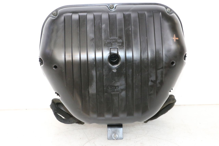 photo de OBUDOWA FILTRA POWIETRZA SUZUKI GSXR GSX-R 1000 (2003 - 2004) - Szczegół części