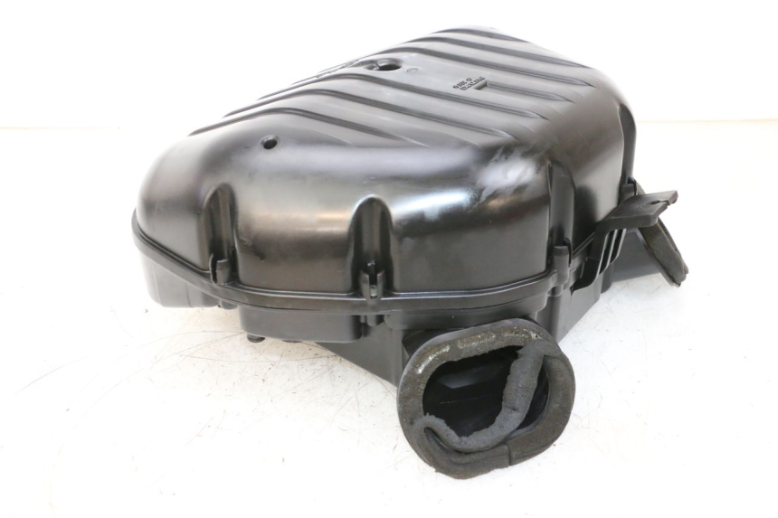 photo de OBUDOWA FILTRA POWIETRZA SUZUKI GSXR GSX-R 1000 (2003 - 2004) - Zbliżenie techniczne