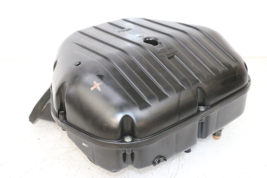 photo de OBUDOWA FILTRA POWIETRZA SUZUKI GSXR GSX-R 1000 (2003 - 2004) - Punkty mocowania