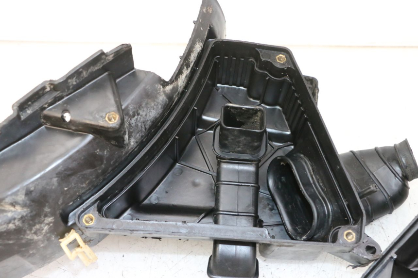 photo de OBUDOWA FILTRA POWIETRZA HONDA MTX TC02 125 (1987 - 1989) - Zoom stanu zużycia