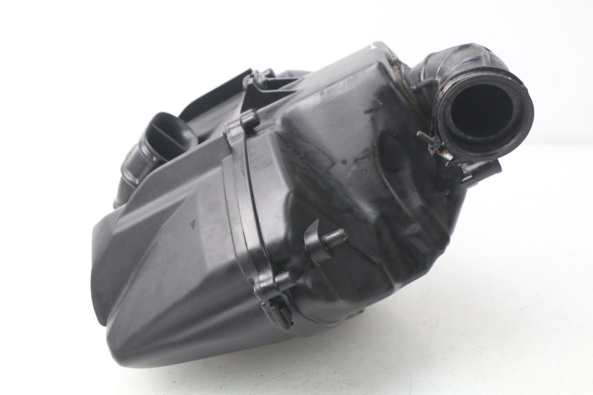 photo de OBUDOWA FILTRA POWIETRZA HONDA INTEGRA NC D 750 (2016 - 2018) - Zbliżenie techniczne