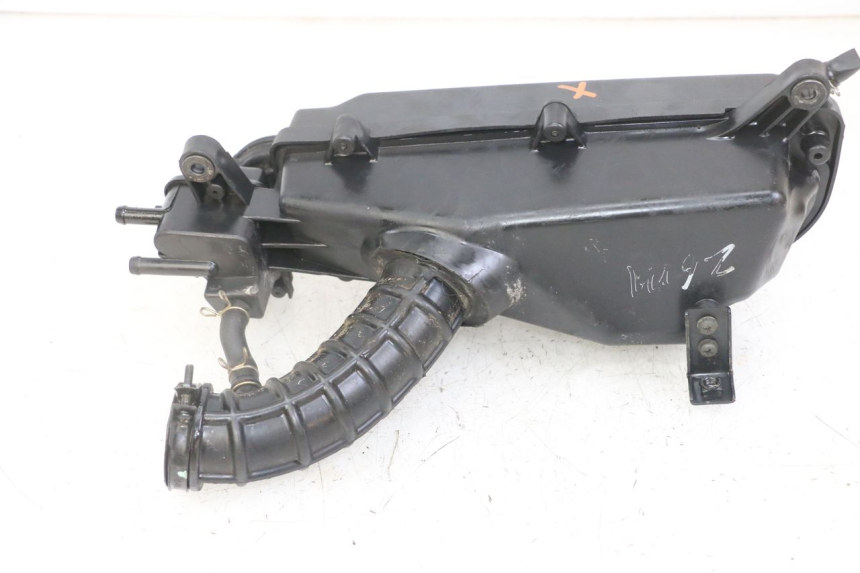 photo de OBUDOWA FILTRA POWIETRZA SYM JET 14 4T 50 (2018 - 2022) - Zbliżenie techniczne