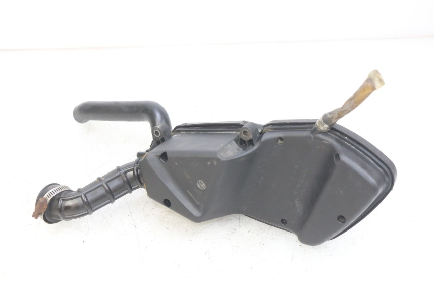 photo de OBUDOWA FILTRA POWIETRZA PEUGEOT KISBEE 4T 50 (2018 - 2022) - Zoom stanu zużycia