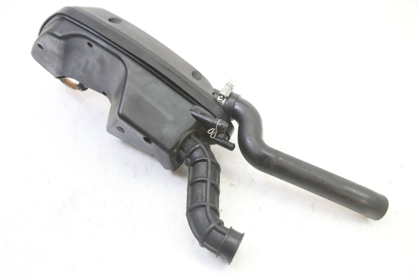 photo de OBUDOWA FILTRA POWIETRZA PEUGEOT KISBEE 4T 50 (2018 - 2022) - Zbliżenie techniczne