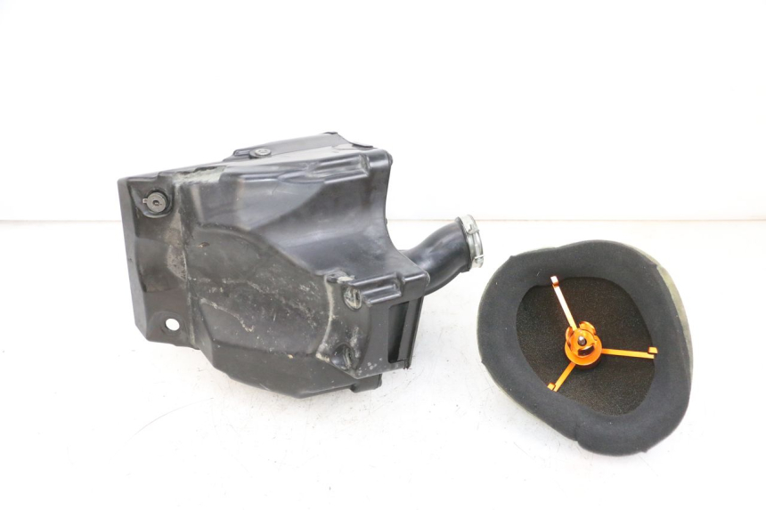 photo de OBUDOWA FILTRA POWIETRZA KAWASAKI KXF KX-F 250 (2017 - 2019) - Zoom stanu zużycia