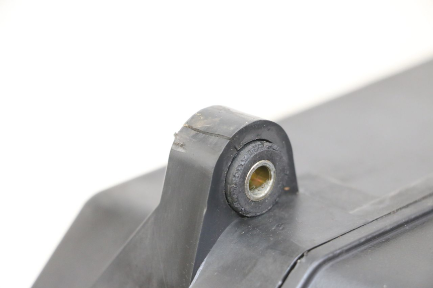 photo de OBUDOWA FILTRA POWIETRZA KYMCO X-TOWN XTOWN 125 (2016 - 2021) - Zbliżenie techniczne