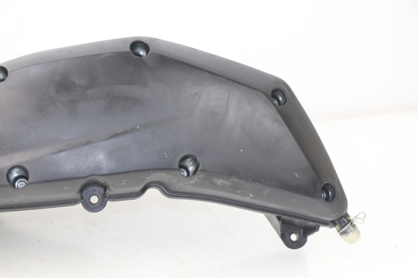 photo de OBUDOWA FILTRA POWIETRZA PEUGEOT METROPOLIS 400 (2017 - 2020) - Punkty mocowania