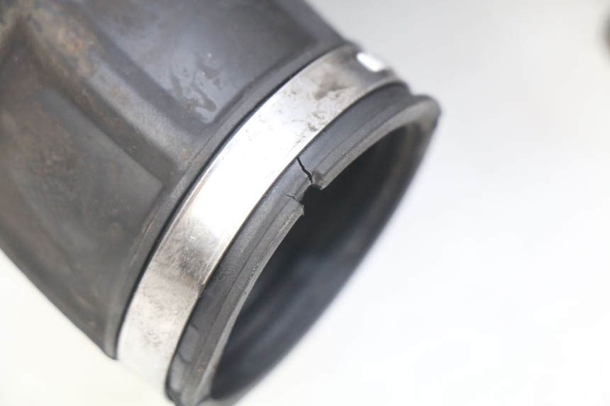 photo de OBUDOWA FILTRA POWIETRZA PIAGGIO MP3 LT 300 (2010 - 2016) - Zbliżenie techniczne