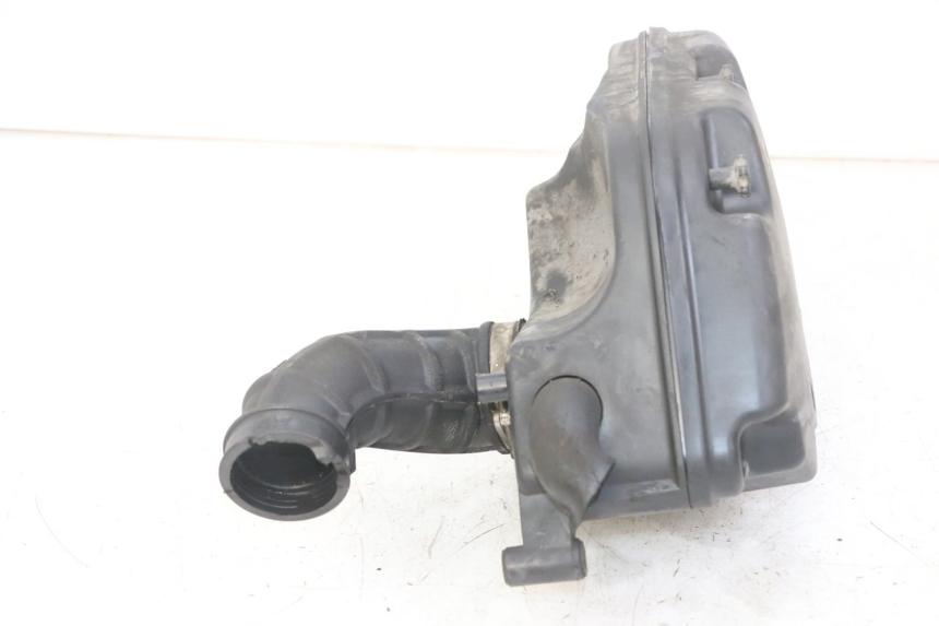 photo de OBUDOWA FILTRA POWIETRZA PIAGGIO MP3 LT 300 (2010 - 2016) - Zbliżenie techniczne