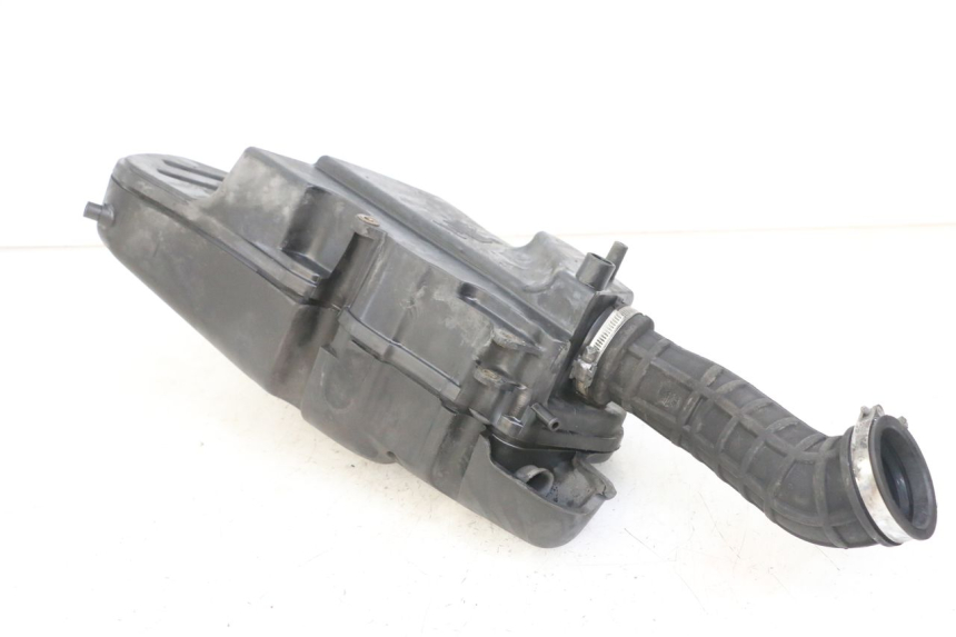 photo de OBUDOWA FILTRA POWIETRZA PIAGGIO MP3 500 (2011 - 2015) - Inny kąt widzenia