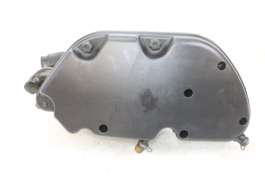 photo de OBUDOWA FILTRA POWIETRZA PIAGGIO MP3 RL 250 (2006 - 2010) - Szczegół części