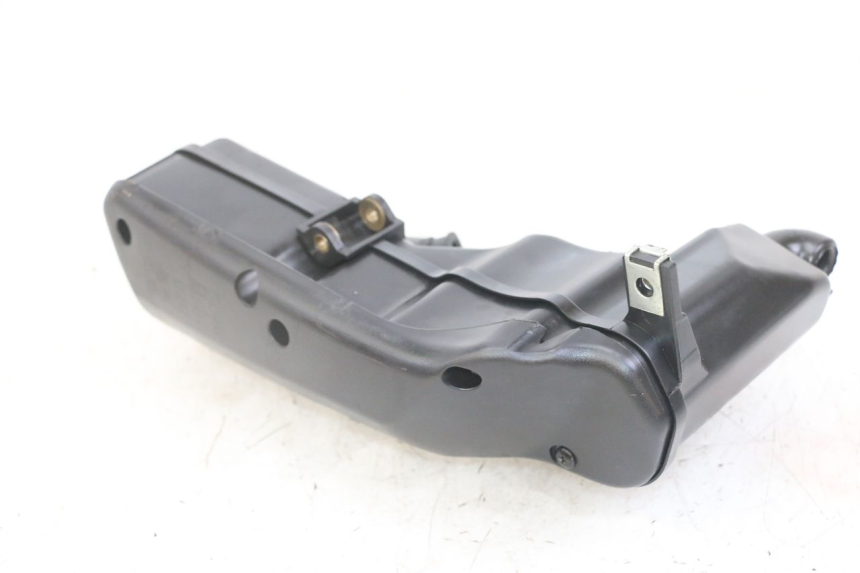 photo de OBUDOWA FILTRA POWIETRZA PIAGGIO NRG POWER PUREJET 50 (2018 - 2021) - Szczegół części