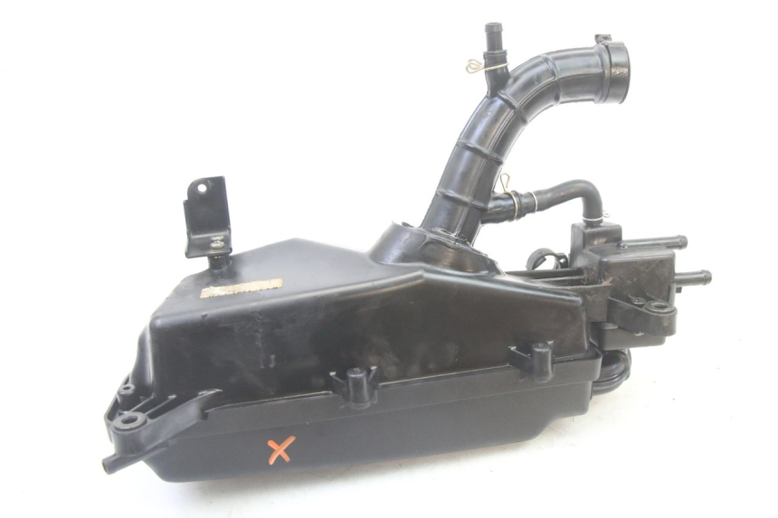 photo de OBUDOWA FILTRA POWIETRZA SYM ORBIT III 3 4T 50 (2021 - 2025) - Zbliżenie techniczne