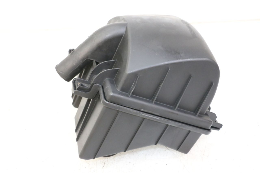 photo de OBUDOWA FILTRA POWIETRZA PEUGEOT SATELIS COMPRESSOR K15 125 (2006 - 2009) - Inny kąt widzenia