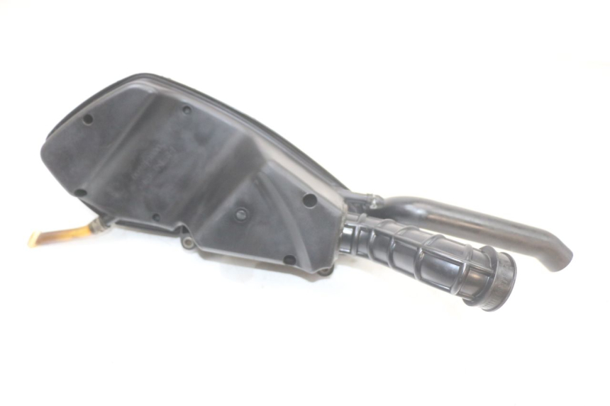 photo de OBUDOWA FILTRA POWIETRZA PEUGEOT STREETZONE 4T 50 (2018 - 2023) - Zbliżenie techniczne