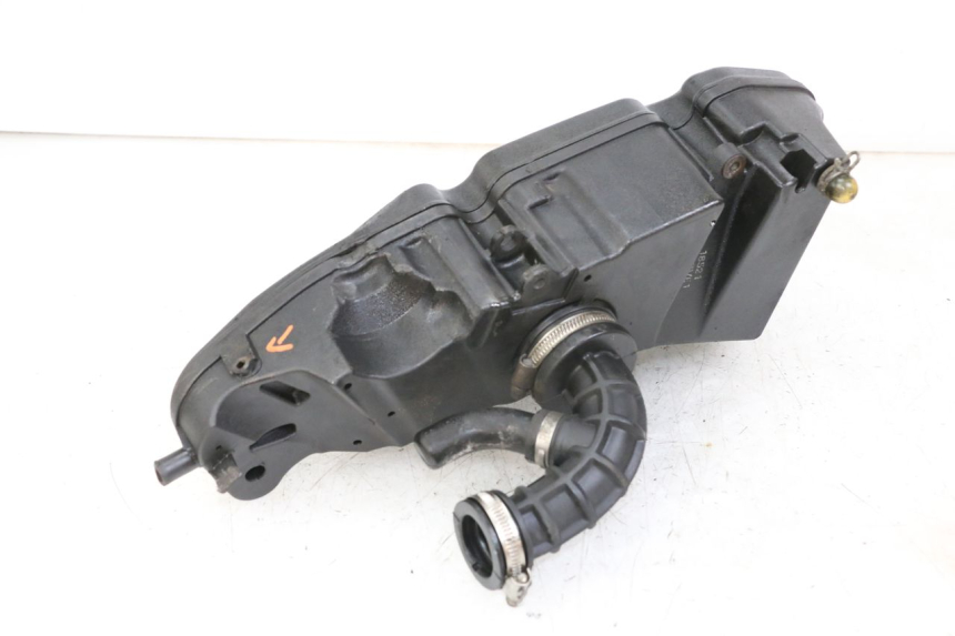 photo de OBUDOWA FILTRA POWIETRZA PIAGGIO LIBERTY IGET 4T 50 (2021 - 2025) - Punkty mocowania