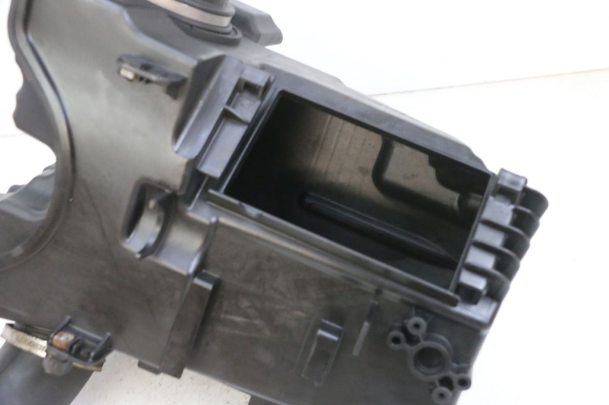 photo de OBUDOWA FILTRA POWIETRZA BMW R RT ABS 1200 (2010 - 2014) - Szczegół części