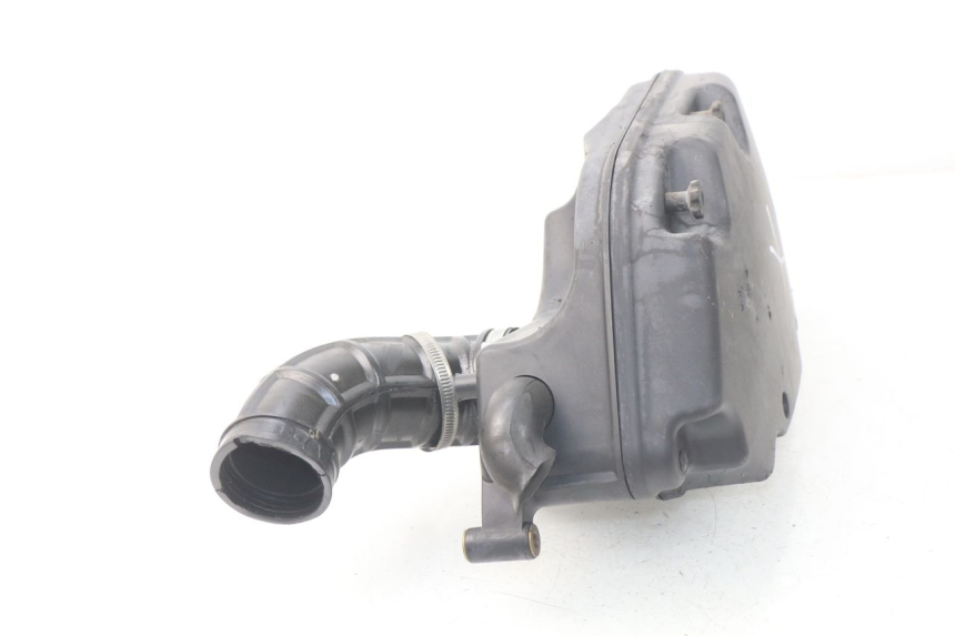 photo de OBUDOWA FILTRA POWIETRZA PEUGEOT SATELIS 300 (2012 - 2015) - Inny kąt widzenia