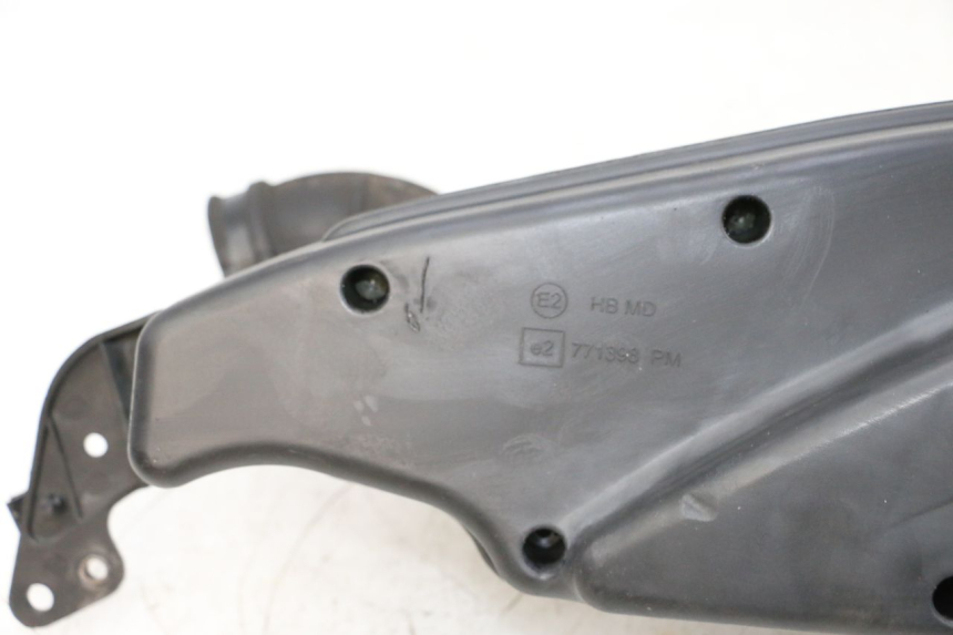 photo de OBUDOWA FILTRA POWIETRZA PEUGEOT SATELIS 125 (2013 - 2018) - Zoom stanu zużycia