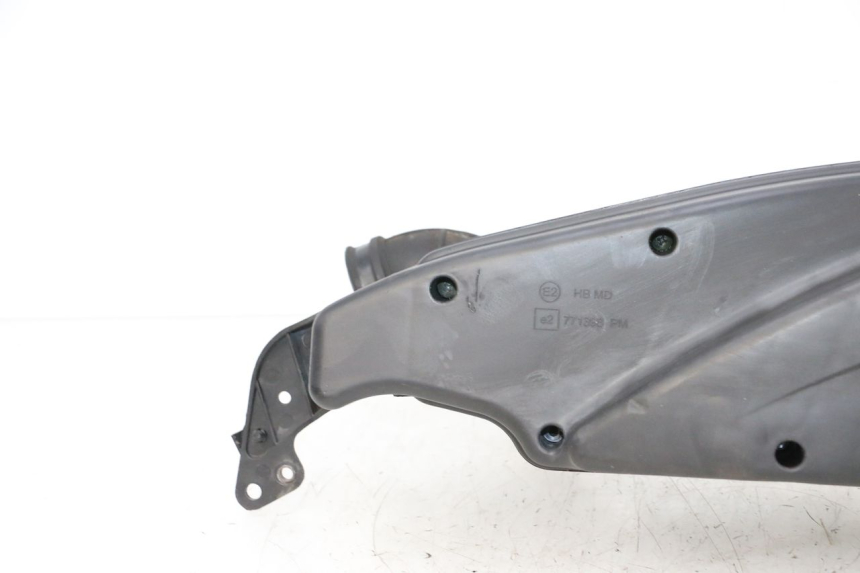 photo de OBUDOWA FILTRA POWIETRZA PEUGEOT SATELIS 125 (2013 - 2018) - Stan powierzchni