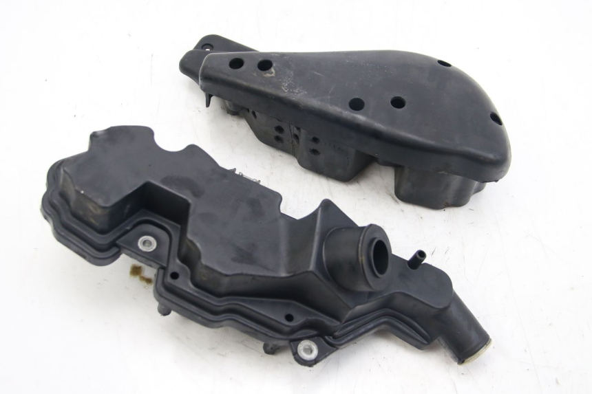 photo de OBUDOWA FILTRA POWIETRZA APRILIA SCARABEO 4T 50 (2009 - 2017) - Zbliżenie techniczne