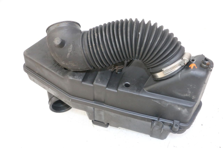 photo de OBUDOWA FILTRA POWIETRZA APRILIA SCARABEO GT TOURING 125 (1999 - 2005) - Szczegół części