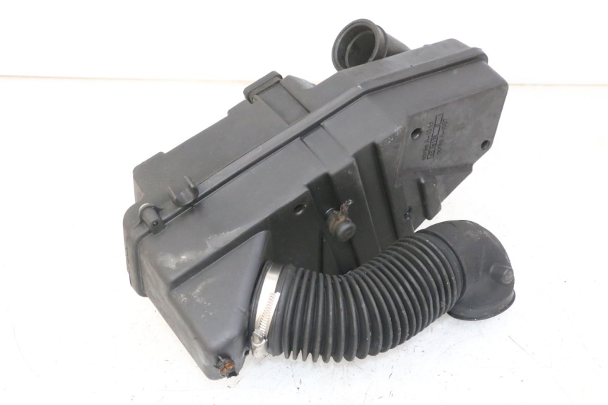 photo de OBUDOWA FILTRA POWIETRZA APRILIA SCARABEO GT TOURING 125 (1999 - 2005) - Zbliżenie techniczne