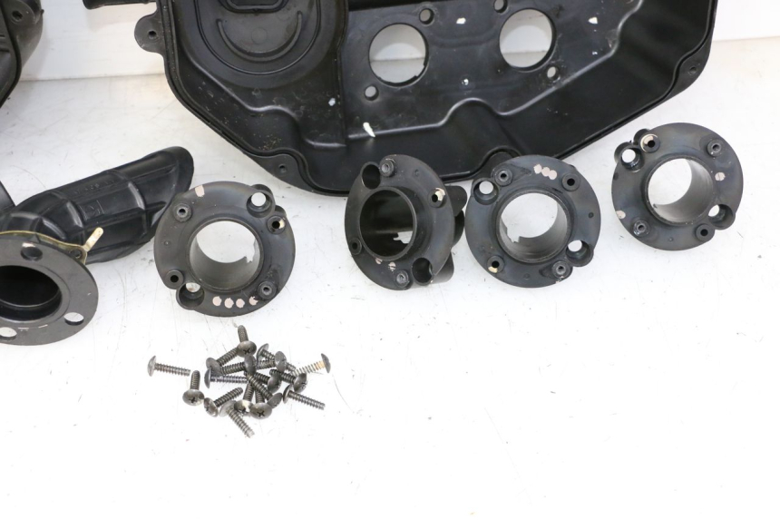 photo de OBUDOWA FILTRA POWIETRZA HONDA ST PAN EUROPEAN 1300 (2002 - 2013) - Oznaczenia i referencje