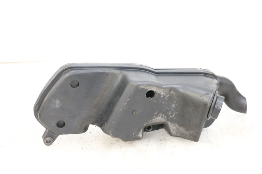 photo de OBUDOWA FILTRA POWIETRZA PEUGEOT STREETZONE 2T 50 (2014 - 2019) - Zoom stanu zużycia