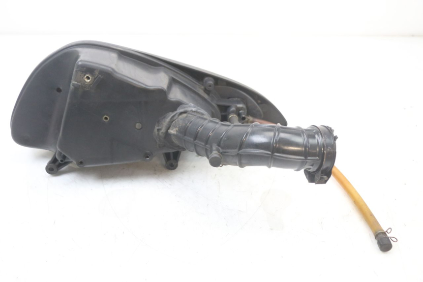 photo de OBUDOWA FILTRA POWIETRZA KYMCO SUPER 8 125 (2008 - 2015) - Zbliżenie techniczne