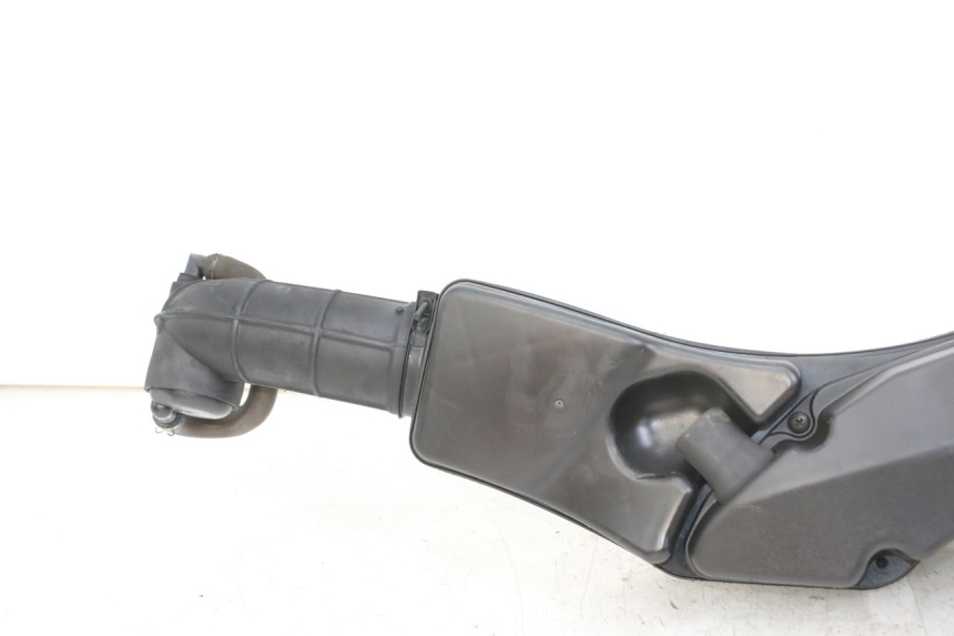 photo de OBUDOWA FILTRA POWIETRZA SUZUKI BURGMAN 125 (2018 - 2021) - Widok ogólny