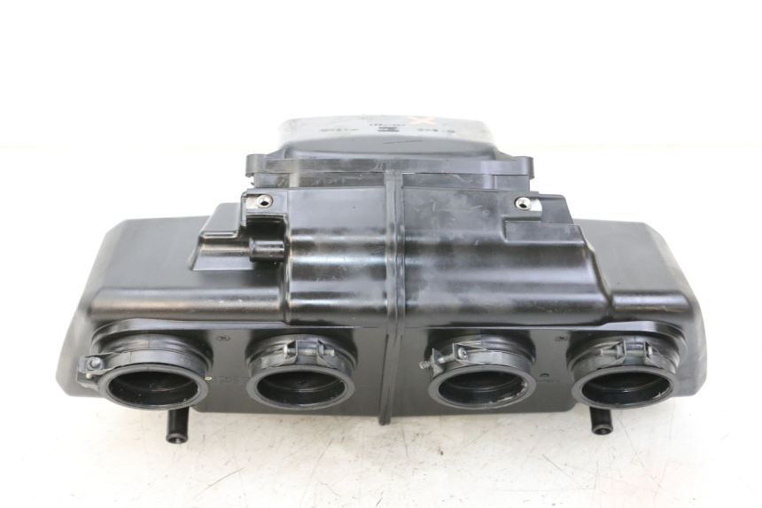 photo de OBUDOWA FILTRA POWIETRZA SUZUKI GSX F GSXF 650 (2007 - 2015) - Inny kąt widzenia