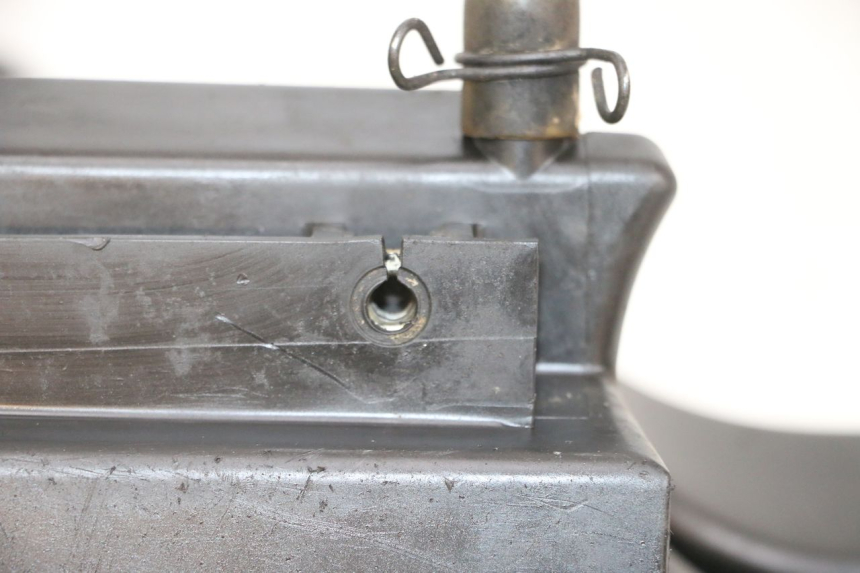 photo de OBUDOWA FILTRA POWIETRZA YAMAHA TTR 125 (2000 - 2020) - Inny kąt widzenia