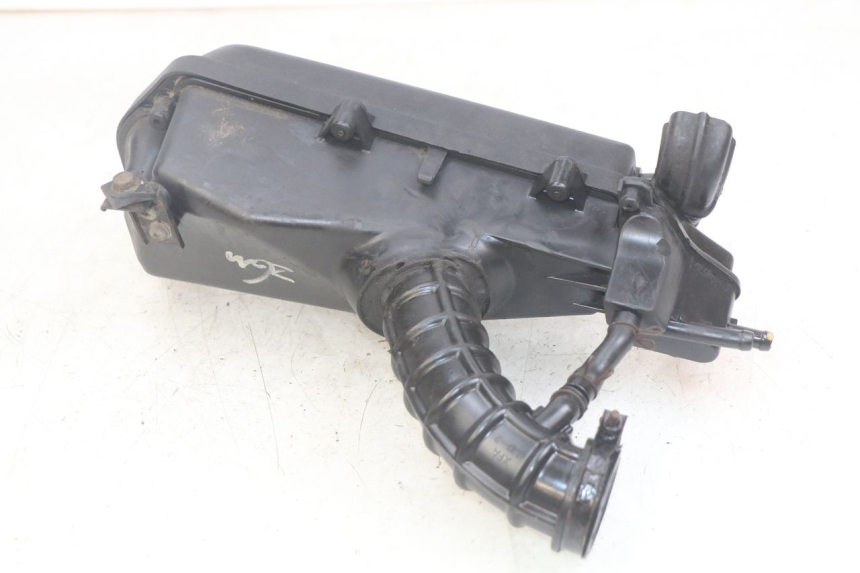 photo de OBUDOWA FILTRA POWIETRZA PEUGEOT TWEET 4T 50 (2018 - 2022) - Zbliżenie techniczne