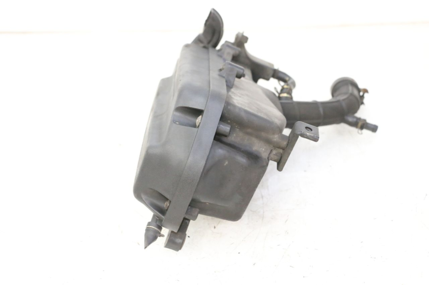 photo de OBUDOWA FILTRA POWIETRZA PEUGEOT TWEET PRO CARGO 50 (2018 - 2022) - Zoom stanu zużycia