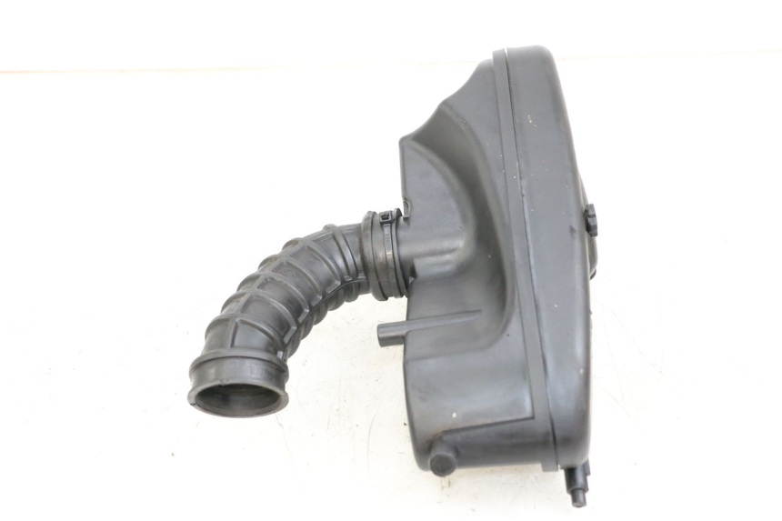 photo de OBUDOWA FILTRA POWIETRZA PIAGGIO VESPA LX 125 (2005 - 2010) - Inny kąt widzenia