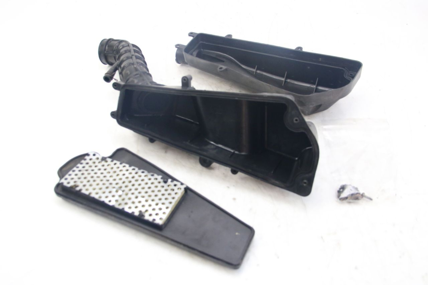 photo de OBUDOWA FILTRA POWIETRZA PEUGEOT VIVACITY NEW 4T 50 (2008 - 2017) - Inny kąt widzenia