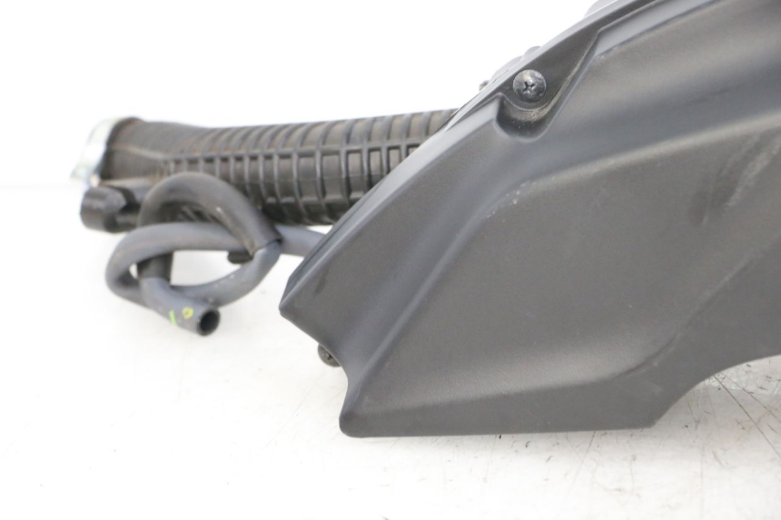 photo de OBUDOWA FILTRA POWIETRZA YAMAHA XMAX X-MAX 125 (2021 - 2025) - Stan powierzchni