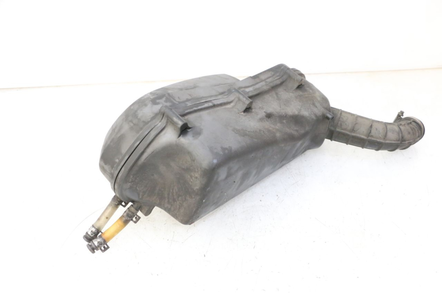 photo de OBUDOWA FILTRA POWIETRZA YAMAHA X-MAX XMAX 250 (2006 - 2009) - Zbliżenie techniczne