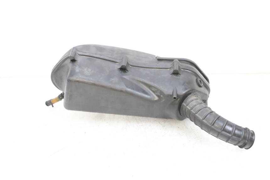 photo de OBUDOWA FILTRA POWIETRZA YAMAHA XMAX X-MAX 125 (2006 - 2009) - Zbliżenie techniczne