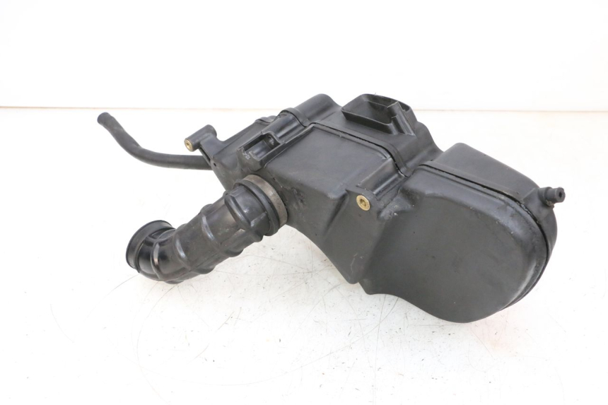 photo de OBUDOWA FILTRA POWIETRZA PIAGGIO X8 125 (2004 - 2007) - Inny kąt widzenia