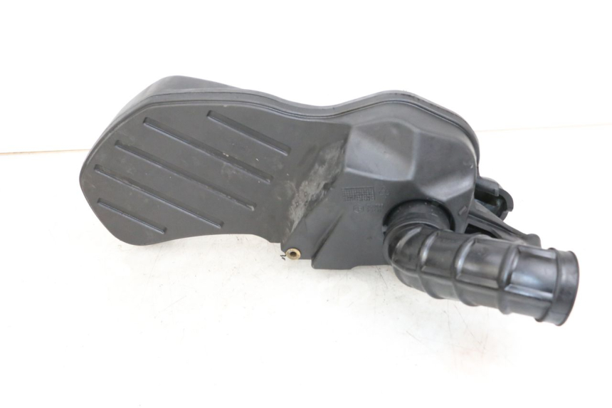 photo de OBUDOWA FILTRA POWIETRZA PIAGGIO X9 125 (2000 - 2003) - Inny kąt widzenia