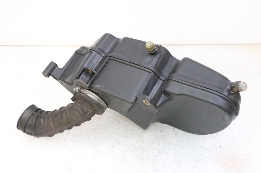 photo de OBUDOWA FILTRA POWIETRZA PIAGGIO XEVO - X EVO 125 (2007 - 2017) - Zoom stanu zużycia