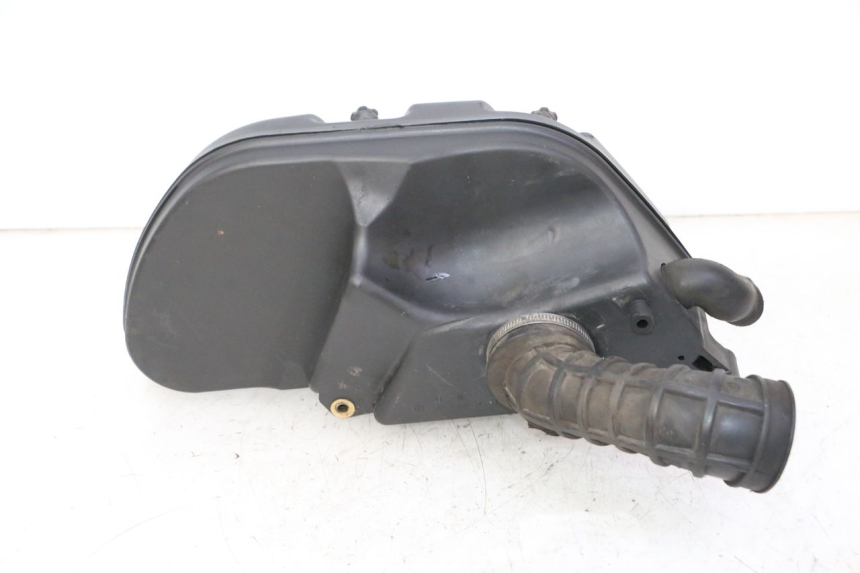 photo de OBUDOWA FILTRA POWIETRZA PIAGGIO XEVO - X EVO 125 (2007 - 2017) - Inny kąt widzenia