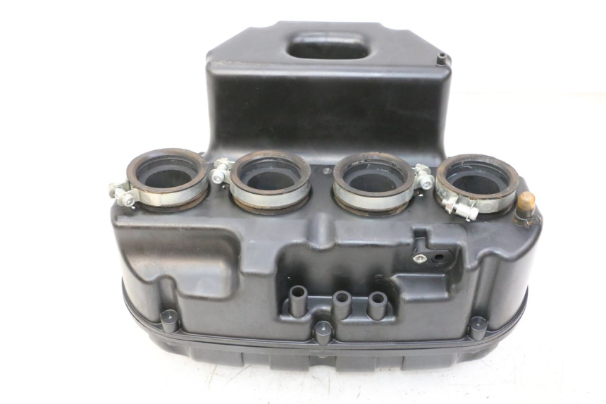 photo de OBUDOWA FILTRA POWIETRZA YAMAHA XJ6 ABS 600 (2008 - 2016) - Zbliżenie techniczne