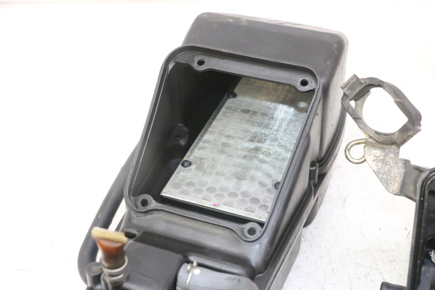 photo de OBUDOWA FILTRA POWIETRZA HONDA XLV VARADERO 125 (2000 - 2006) - Część sprawdzona