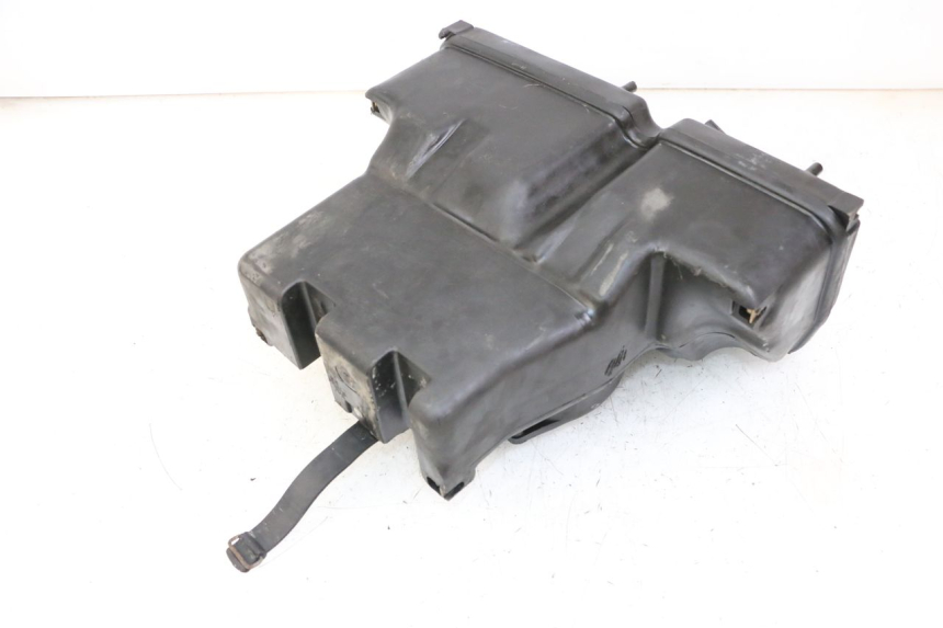 photo de OBUDOWA FILTRA POWIETRZA YAMAHA FZS FAZER 600 (2001 - 2003) - Zoom stanu zużycia