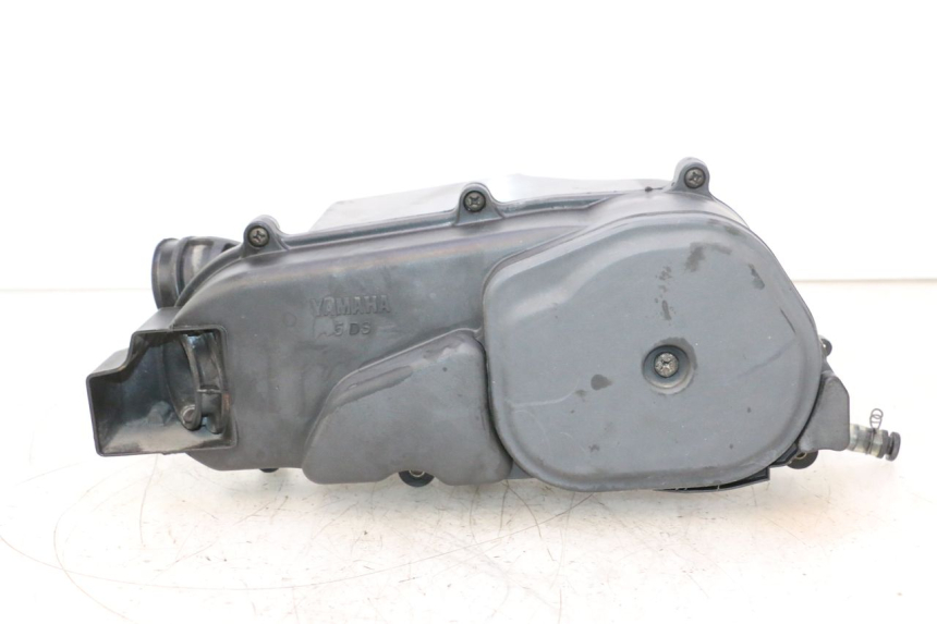 photo de OBUDOWA FILTRA POWIETRZA YAMAHA YP MAJESTY 125 (2002 - 2006) - Zbliżenie techniczne